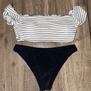Hollister off the shoulder bikini